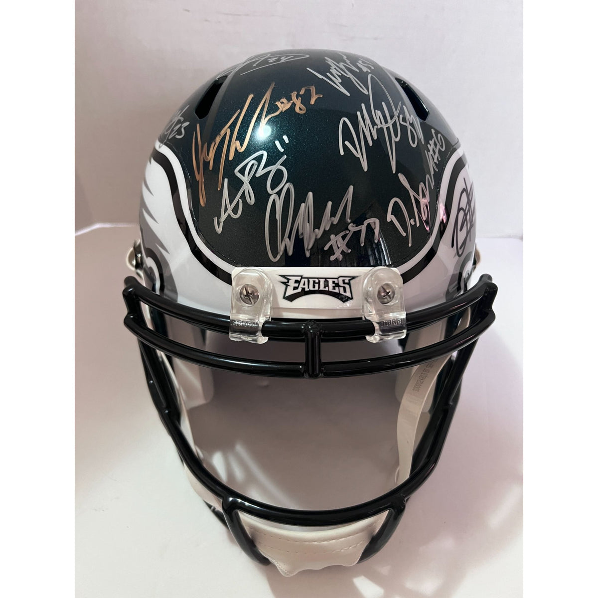 Philadelphia Eagles 2022-23 full size speed replica team signed helmet –  Awesome Artifacts