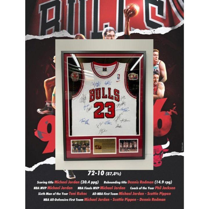 Chicago Bulls 1995-1996 (first team in NBA History to win 70 games