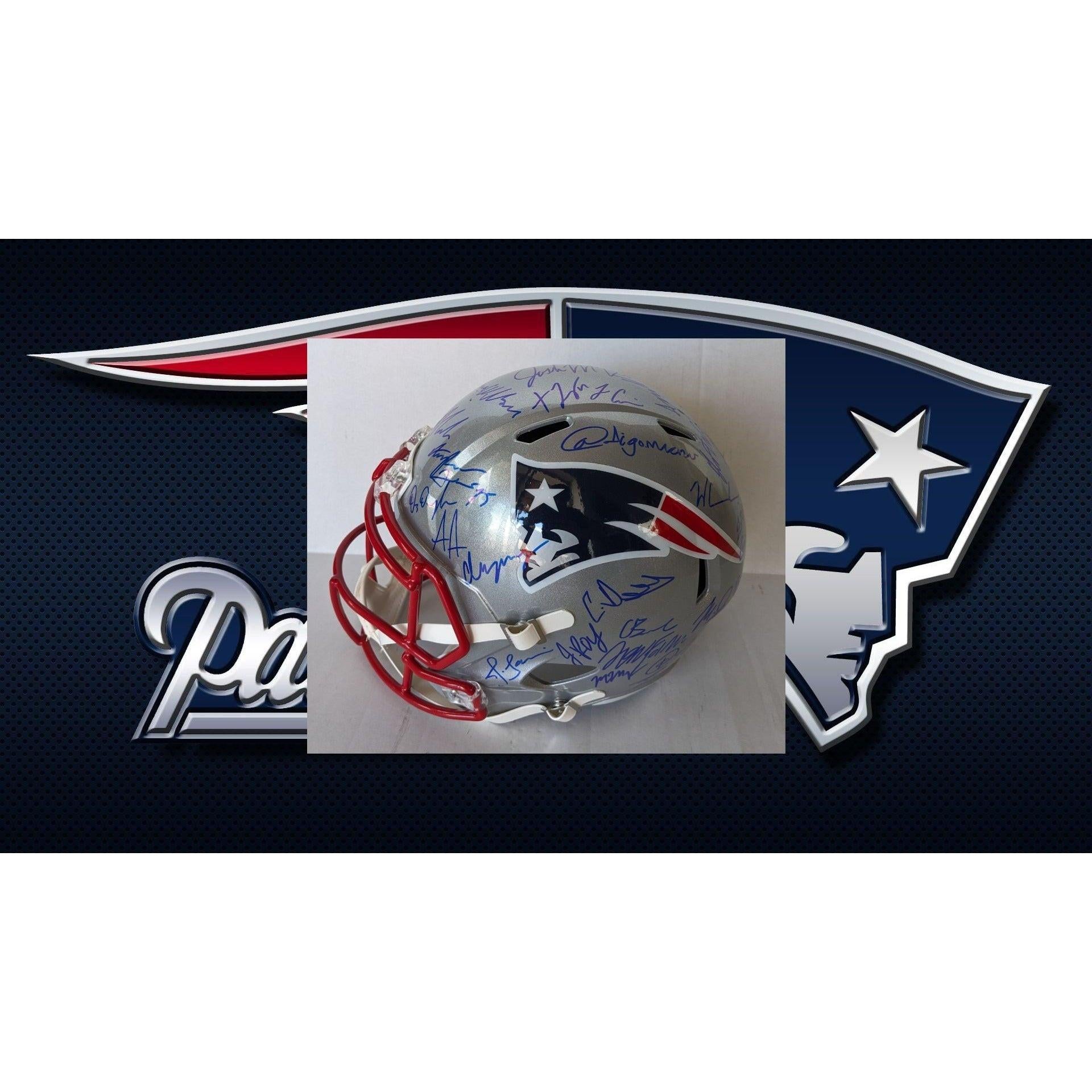 New England Patriots 2025 Riddell Speed Replica full size helmet team