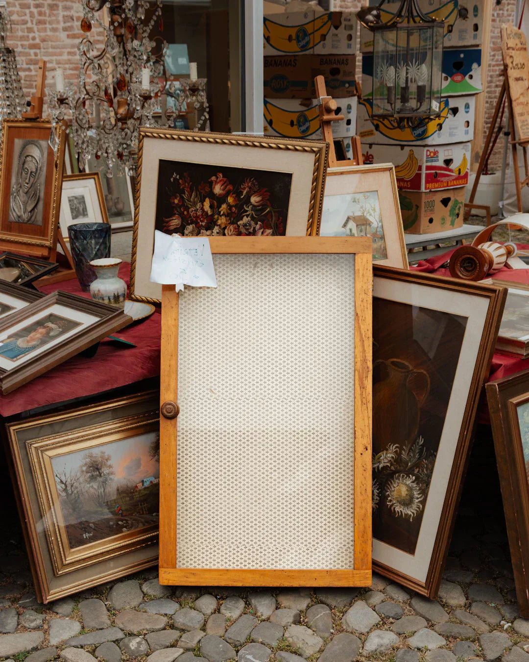 The Role of Auctions in the Memorabilia Market.