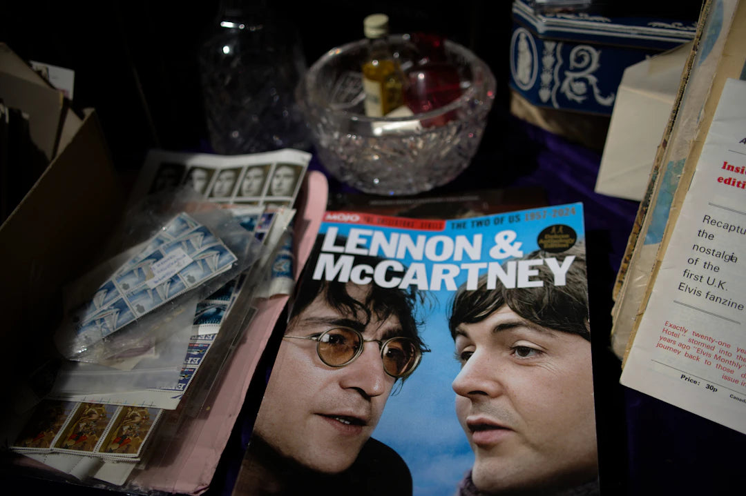 Collectible Signed Memorabilia for Music and Film Fans