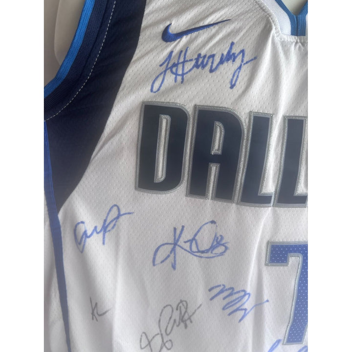 Dallas Mavericks Lua Doncic Kyrie Irving 2023- 2024 team signed jersey  with proof