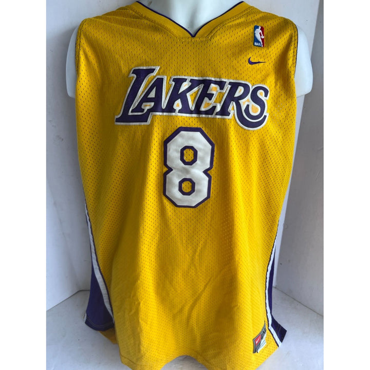 Kobe Bryant Los Angeles Lakers vintage youth 2xl Nike 8 signed with proof