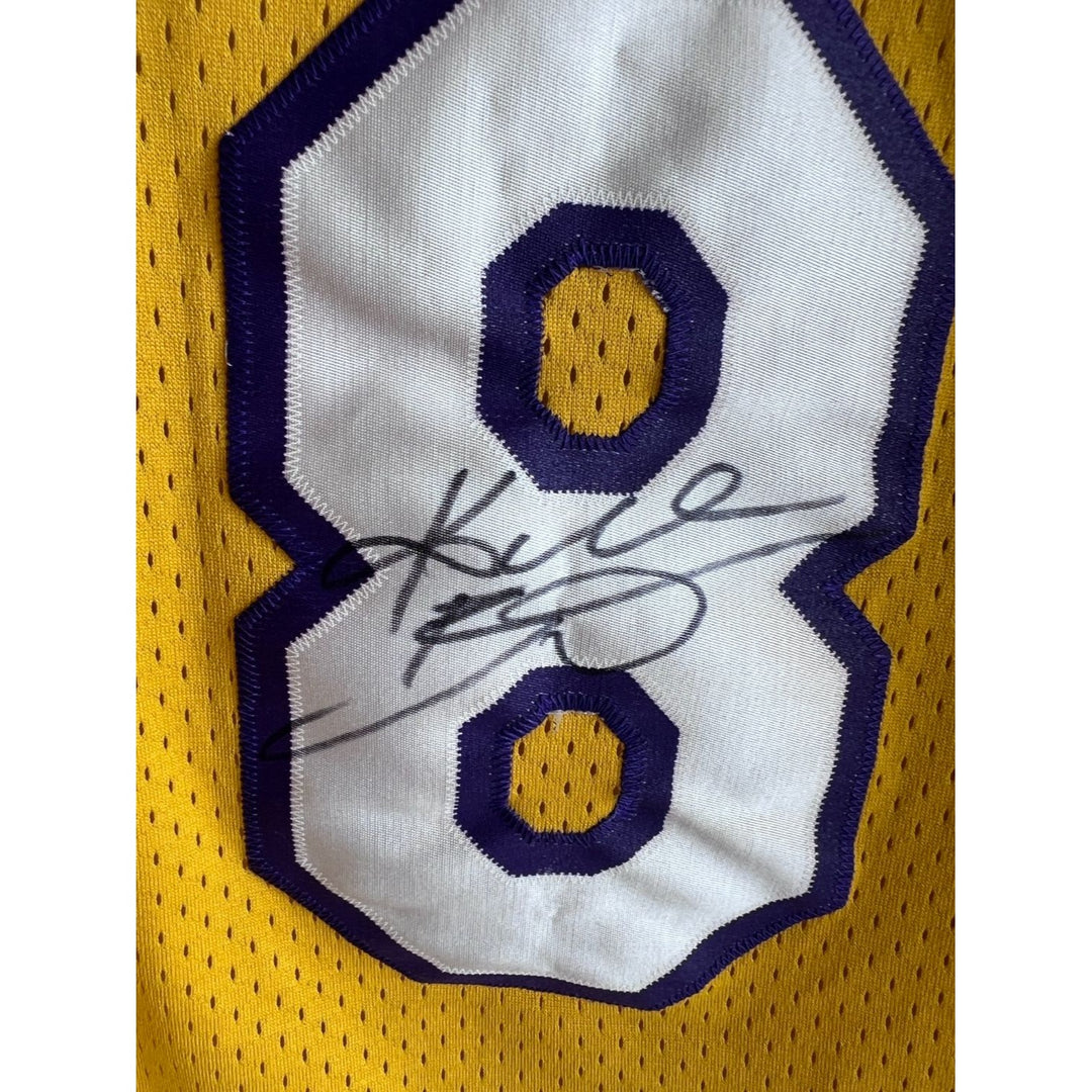 Kobe Bryant Los Angeles Lakers vintage youth 2xl Nike 8 signed with proof