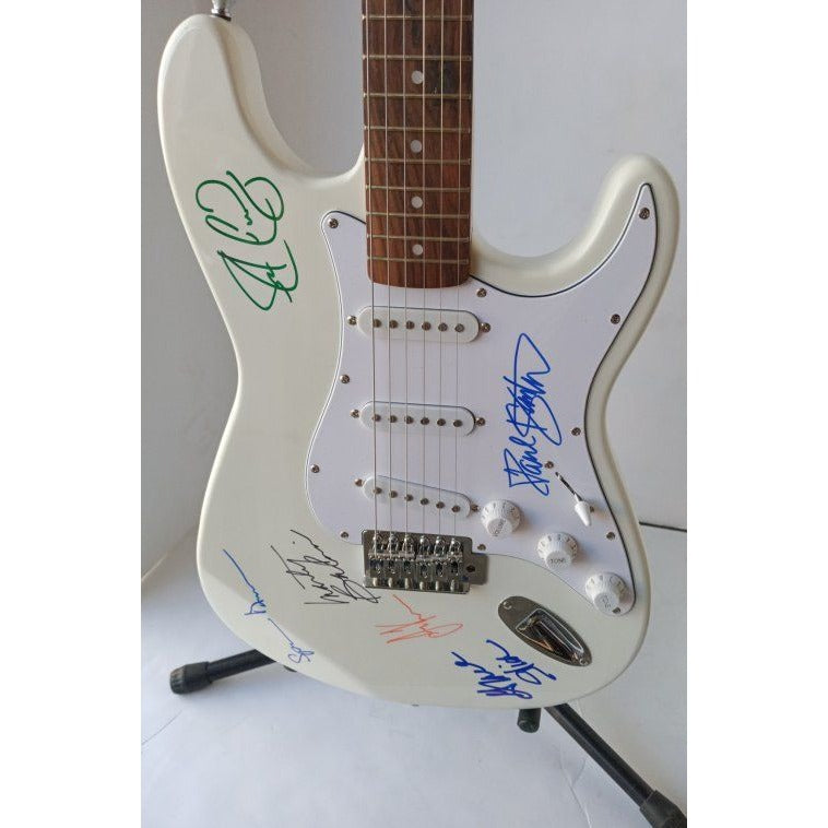 Grace Slick Jack Cassady Spencer Dryden Marty Balin Jefferson Airplane signed electric guitar