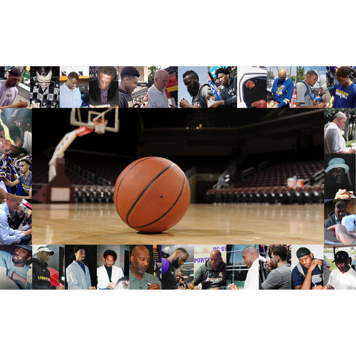 Kobe Bryant, Chik Hearn, Shaquille O'Neal Los Angeles Lakers NBA Champs Team signed ball.