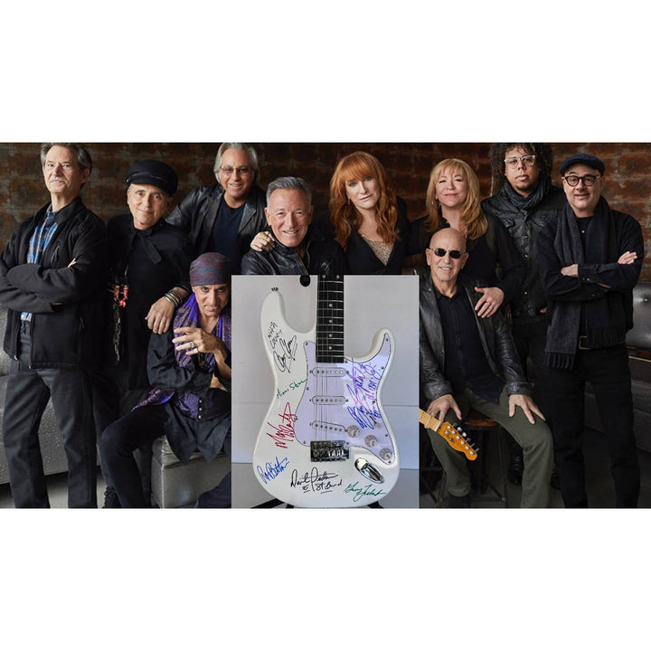 Bruce Springsteen Clarence Clemons and the E street band electric guitar signed with proof.