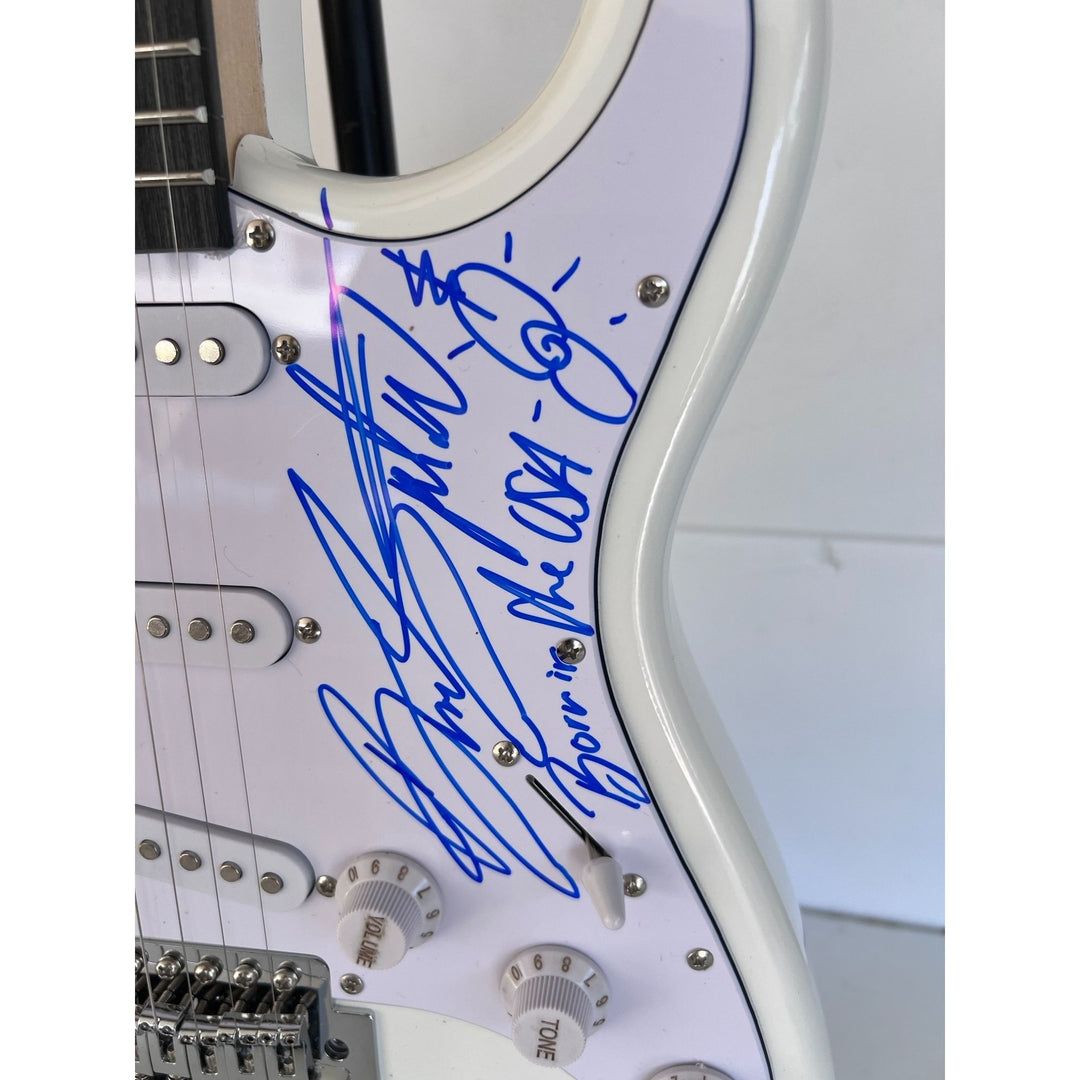 Bruce Springsteen Clarence Clemons and the E street band electric guitar signed with proof.