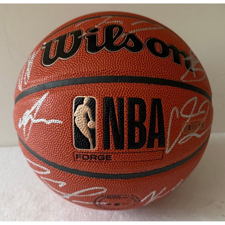 New York Knicks Jalen Brunson 2025-26 wilson full size basketball team signed with proof.