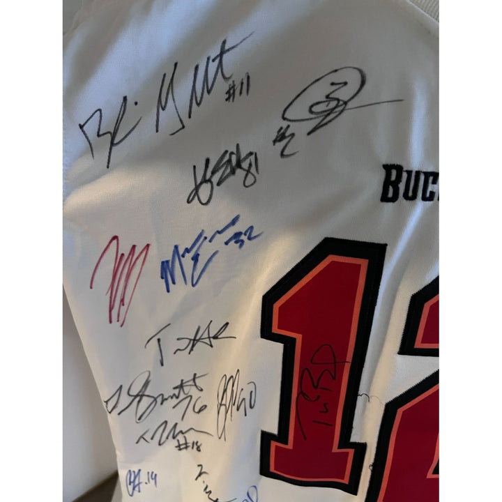 Tom Brady Tampa Bay Buccaneers Nike mens size large 2019- 2020 Super Bowl champions team signed authentic game model jersey with proof