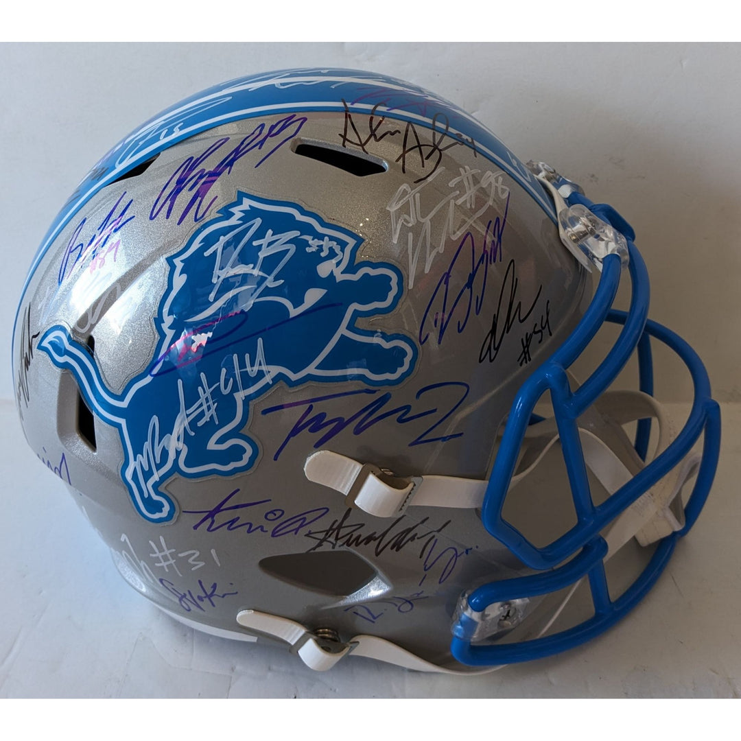Detroit Lions 2025 team Jahmyr Gibbs, Jared Goff, Aidan Hutchinson, Dan Campell, Amon St. Brown & David Montgomery Riddell full size helmet