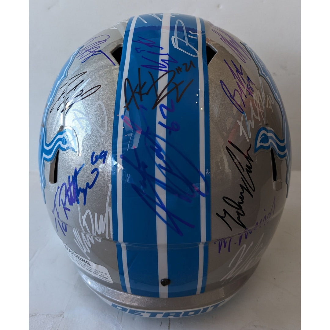 Detroit Lions 2025 team Jahmyr Gibbs, Jared Goff, Aidan Hutchinson, Dan Campell, Amon St. Brown & David Montgomery Riddell full size helmet