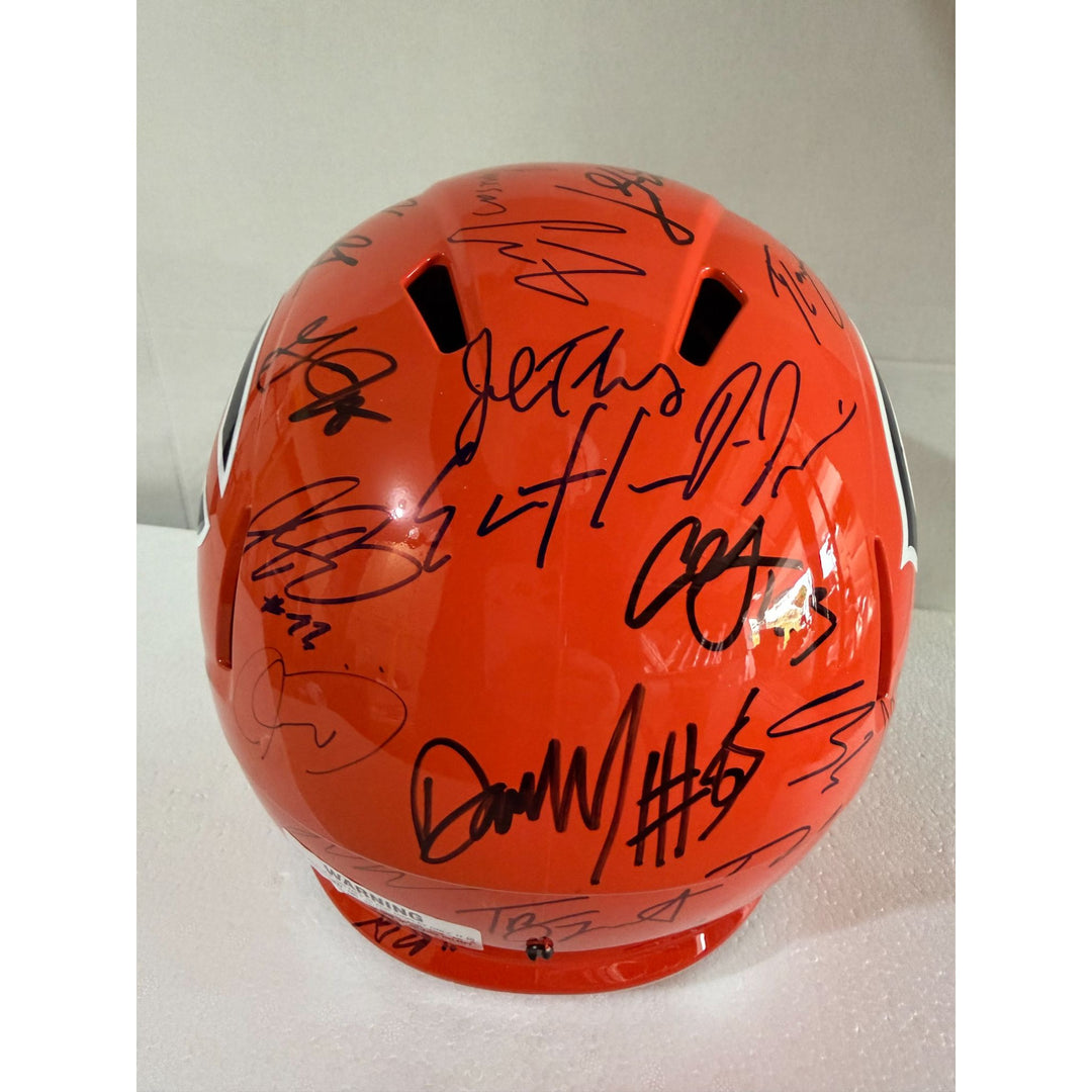 Chicago Bears Riddell 2025 Caleb Williams team signed full size helmet with proof