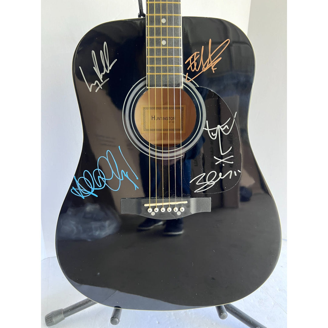 U2 Bono the edge Larry Mullen Adam Clayton Huntington full size acoustic guitar signed with proof