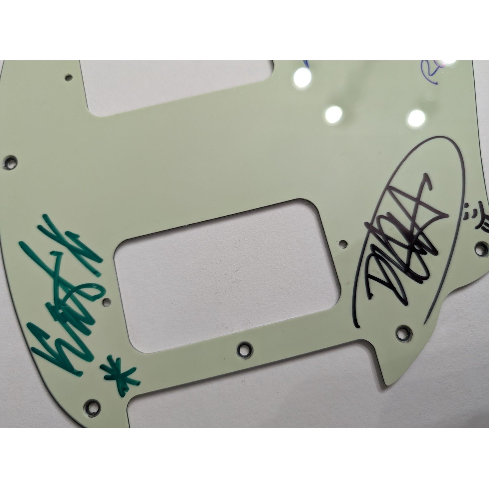 Nirvana Kurt Cobain electric guitar pickguard signed