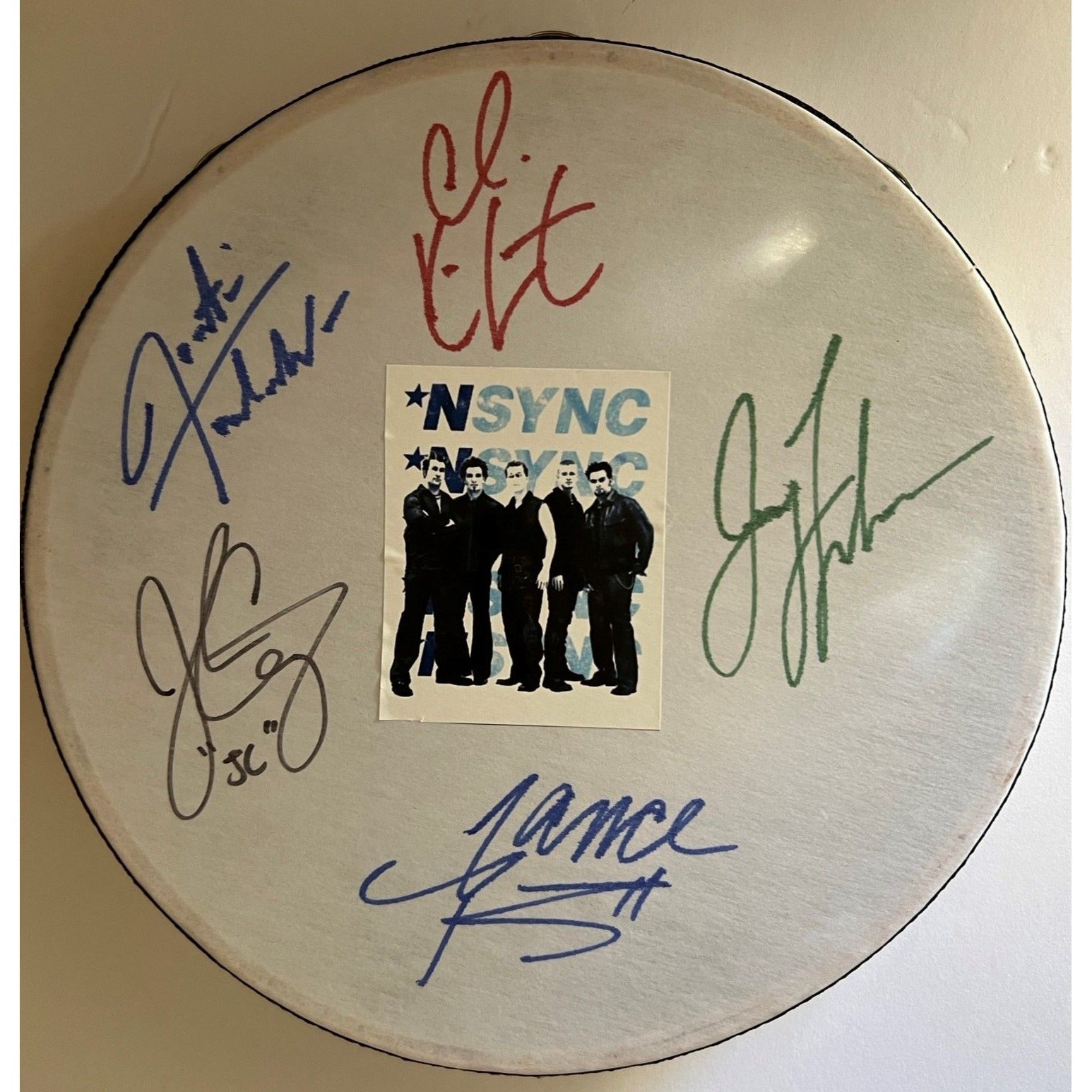 Justin Timberlake  Chris Kirkpatrick, Joey Fatone, Lance Bass and JC Chasez NSYNC 14-in tambourine signed with proof
