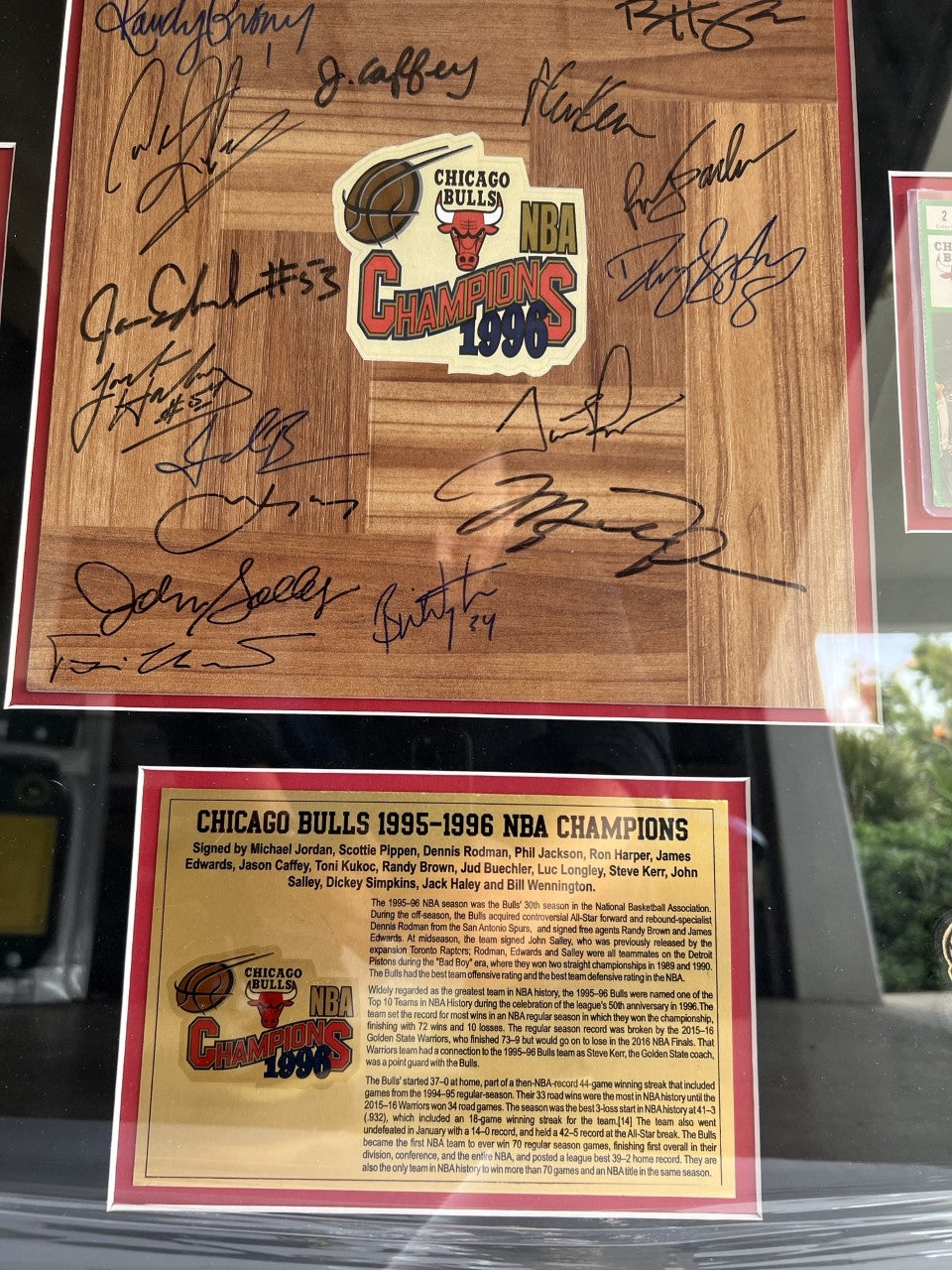 Michael Jordan, Scottie Pippen, Dennis Rodman, Phil Jackson 1995-96 Chicago Bulls team signed parque wood floor signed and framed with proof