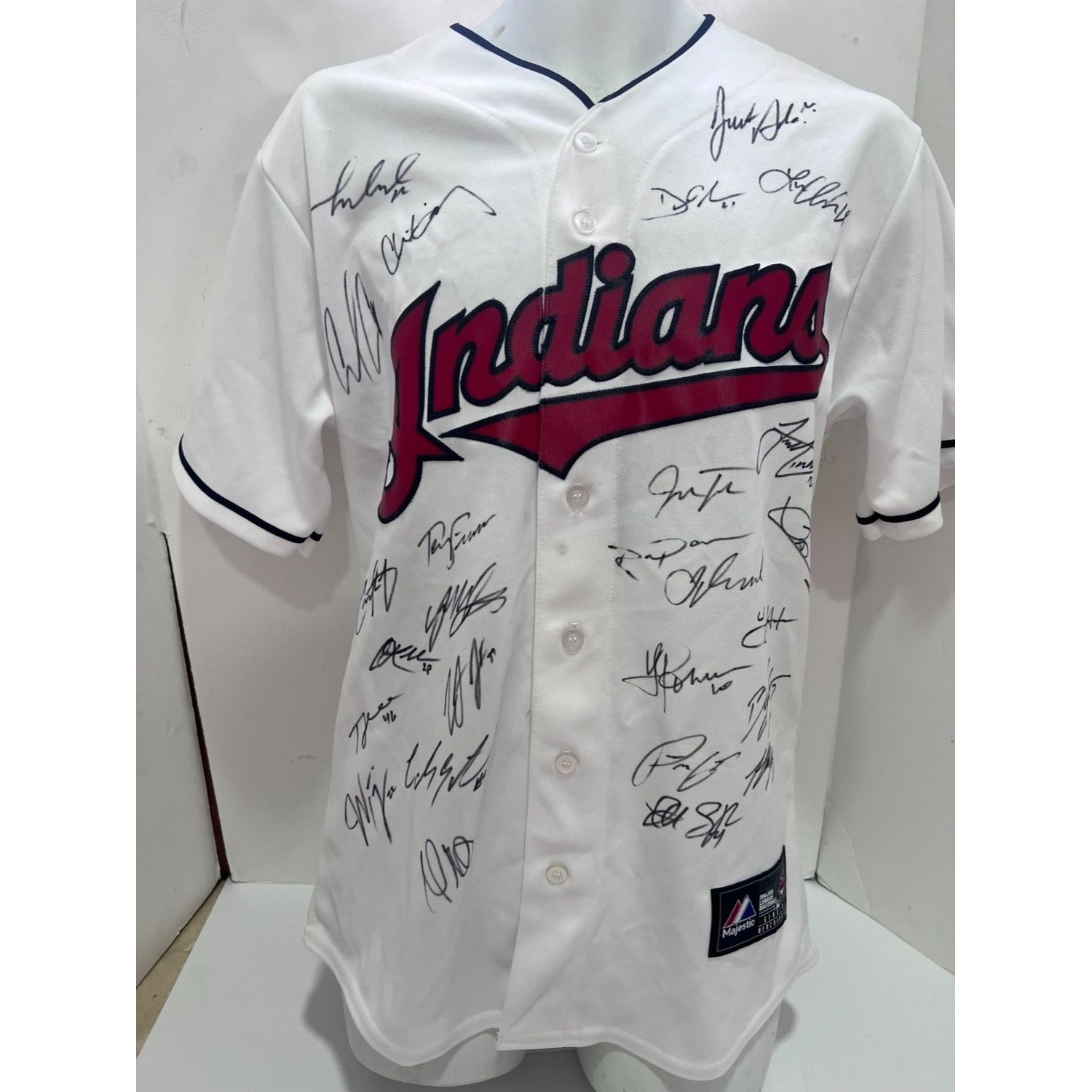 Cleveland Indians Jose Ramirez Jerry Francona Francisco Lindor Corey kluber 2016 game model Indians embroidered jersey signed