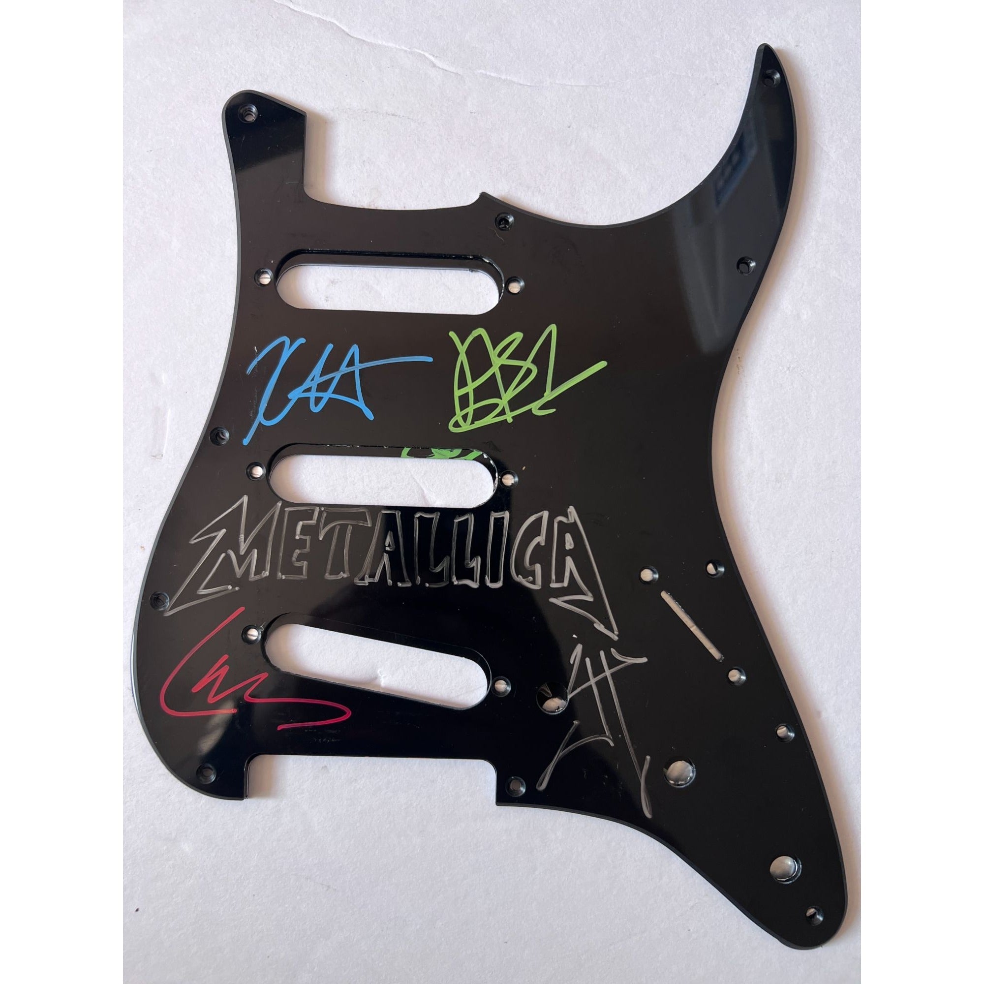 Metallica James Hetfield Lars Ulrich Kirk Hammett  Stratocaster electric pickguard signed with proof