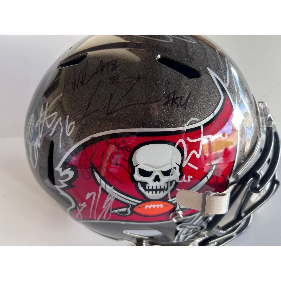 Tom Brady Tampa Bay Buccaneers 2020 Super Bowl champions Riddell replica full size helmet team signed with proof with free case