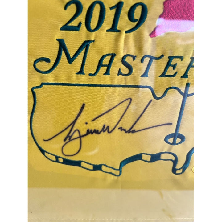 Tiger Woods 2019 Masters Champion signed & framed (32x26) Masters pin flag with signing proof