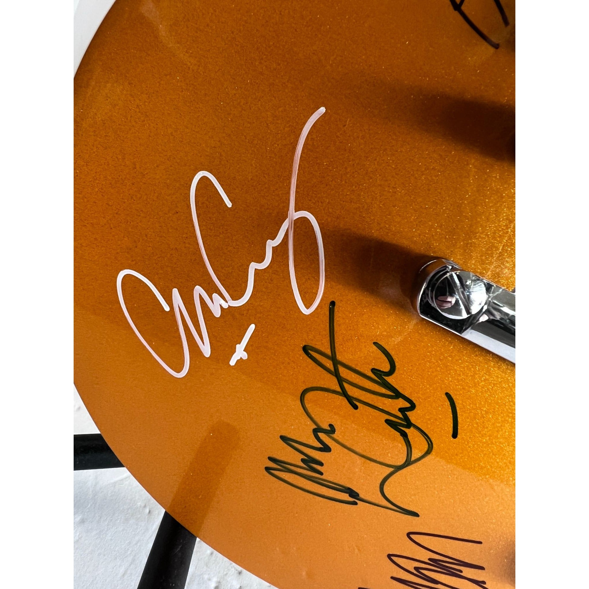 Def Leppard Joe Elliott Vivian Campbell Rick Savage Rick Allen Phil Collen les paul electric guitar signed with proof