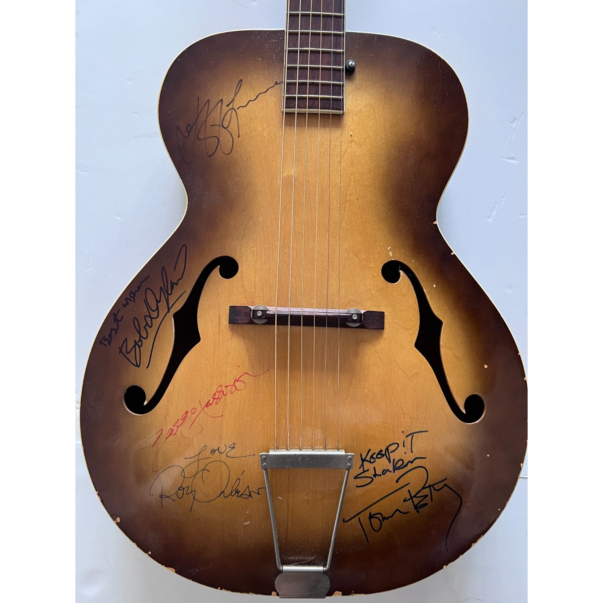 Roy Orbison, George Harrison, Tom Petty, Bob Dylan, Jeff Lynne, The Traveling Wilburys One-of-a-Kind vintage guitar signed