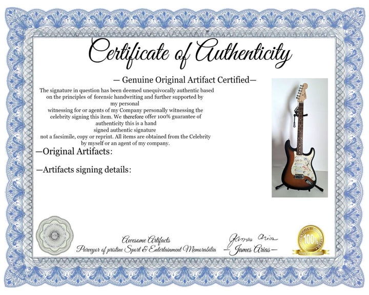 Linkin Park, Chester B, Mike Shinoda, Brad Delson, Dave Farrell, Joe Hahn, Rob Bourdon, Fender telecaster electric guitar signed with proof