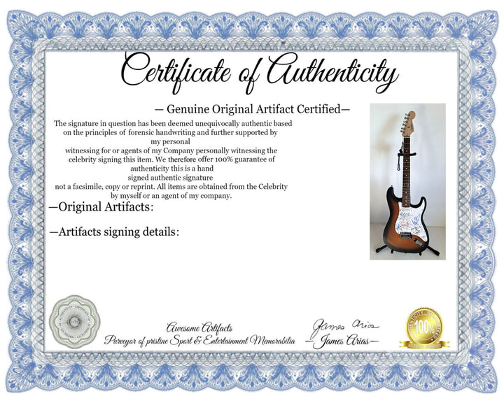 Oasis Liam & Noel Gallagher, Fender Stratocaster electric guitar signed with proof