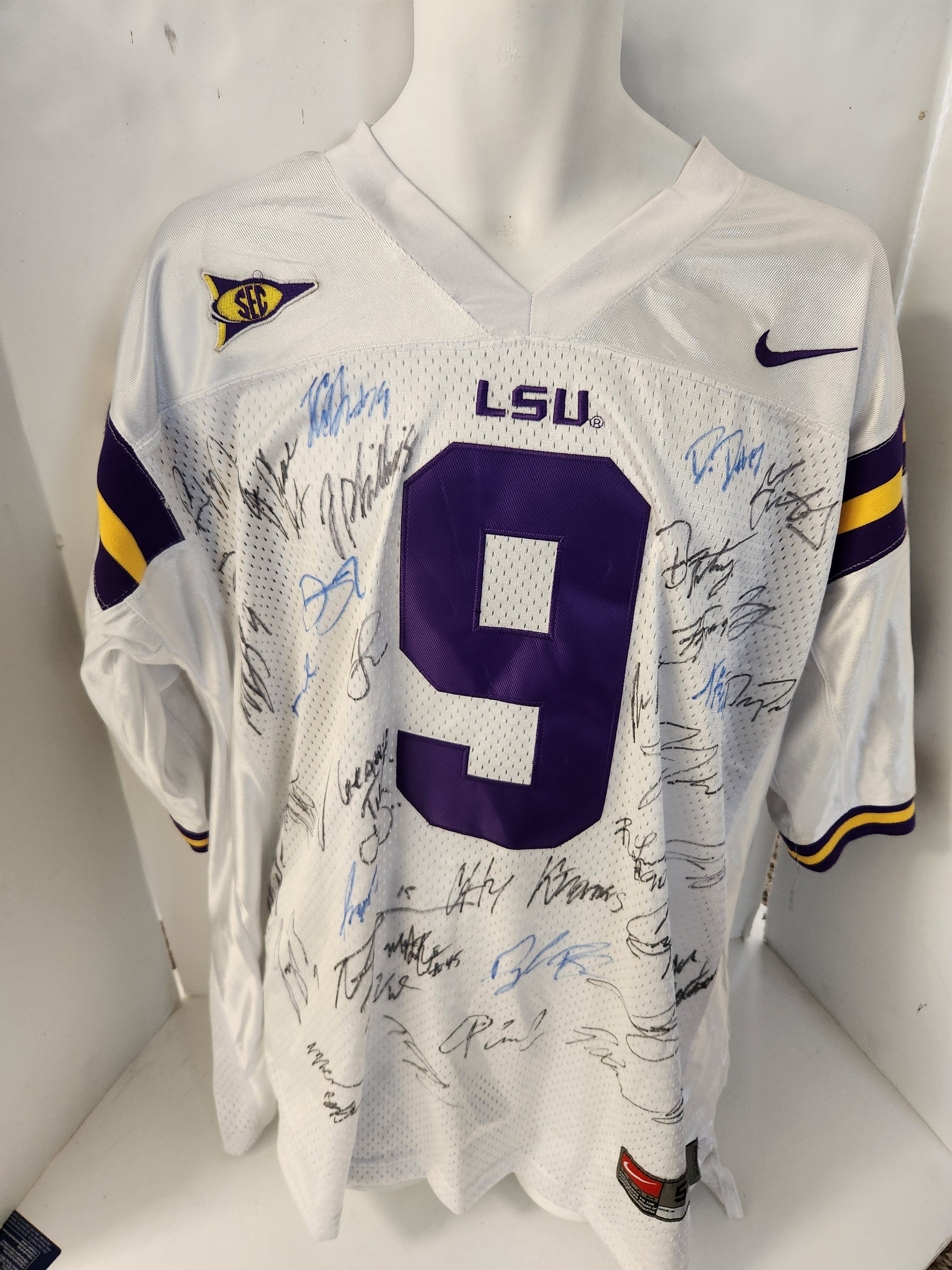 Joe Burrow LSU Tigers 2019 National Champions team signed jersey – Awesome  Artifacts