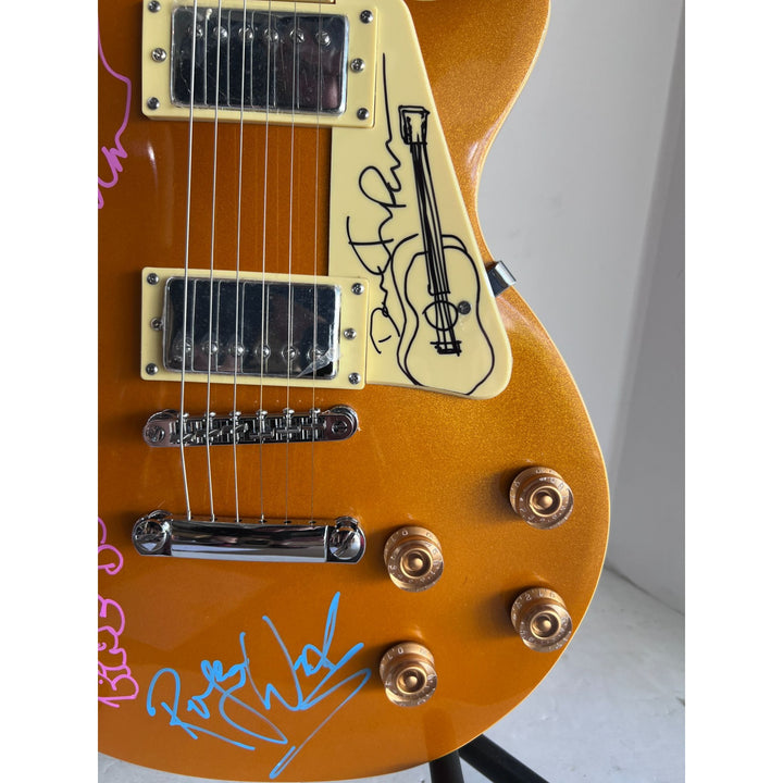 Pink Floyd Roger Waters David Gilmour Richard Wright Nick Mason Gold Les Paul electric guitar signed with proof