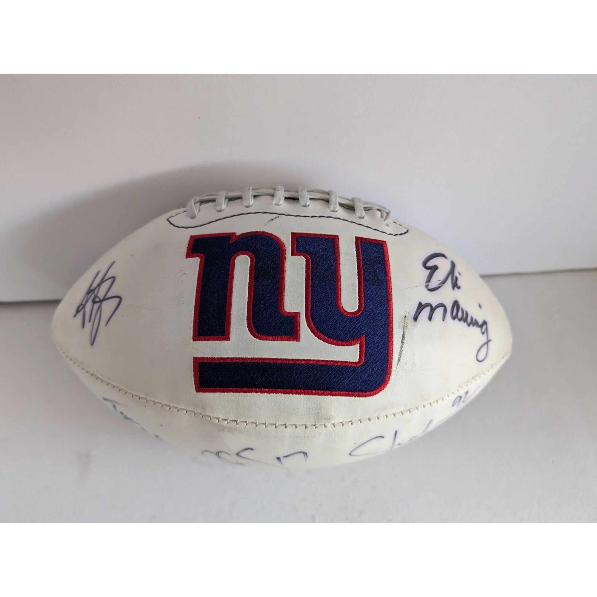 New York Giants Jeremy Shockey Michael Strahan Plexico Burress Tiki Barber Tom Coughlin Eli Manning signed football