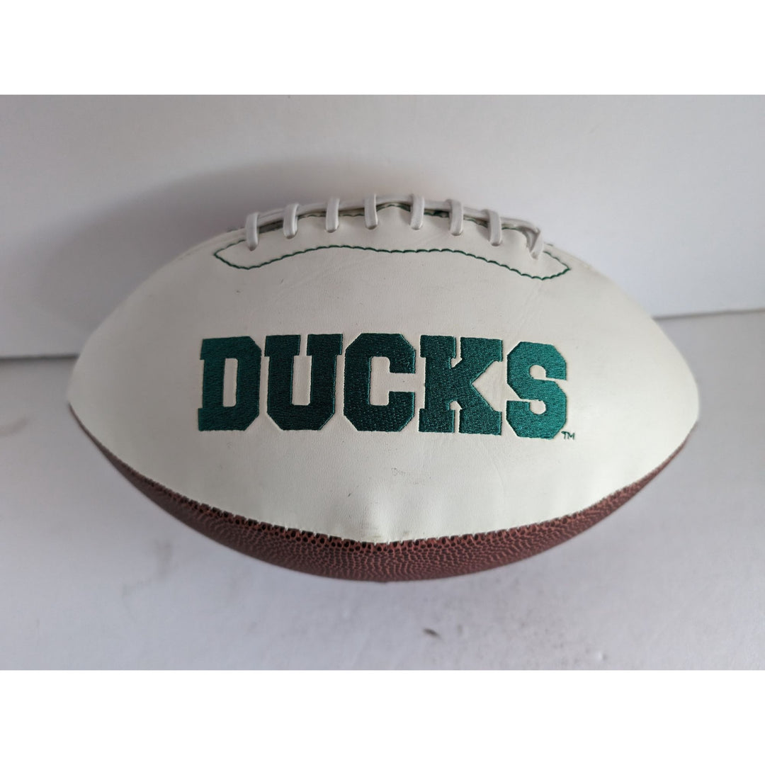 Marcus Mariota Oregon Ducks full size football signed