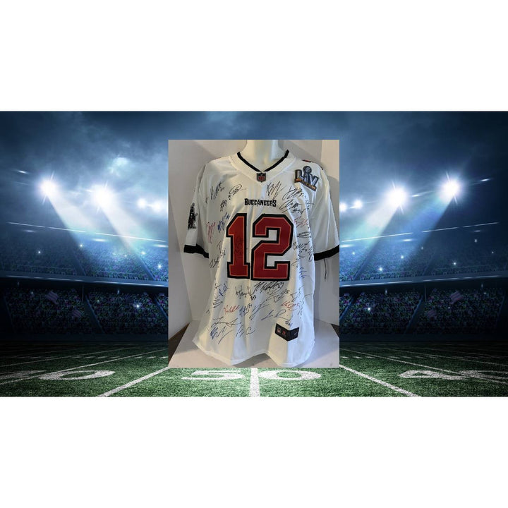 Tom Brady Tampa Bay Buccaneers Nike mens size large 2019- 2020 Super Bowl champions team signed authentic game model jersey with proof