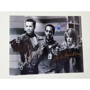Arnold Schwarzenegger Linda Hamilton Joe Morton Terminator 2  8x10 photo signed with proof
