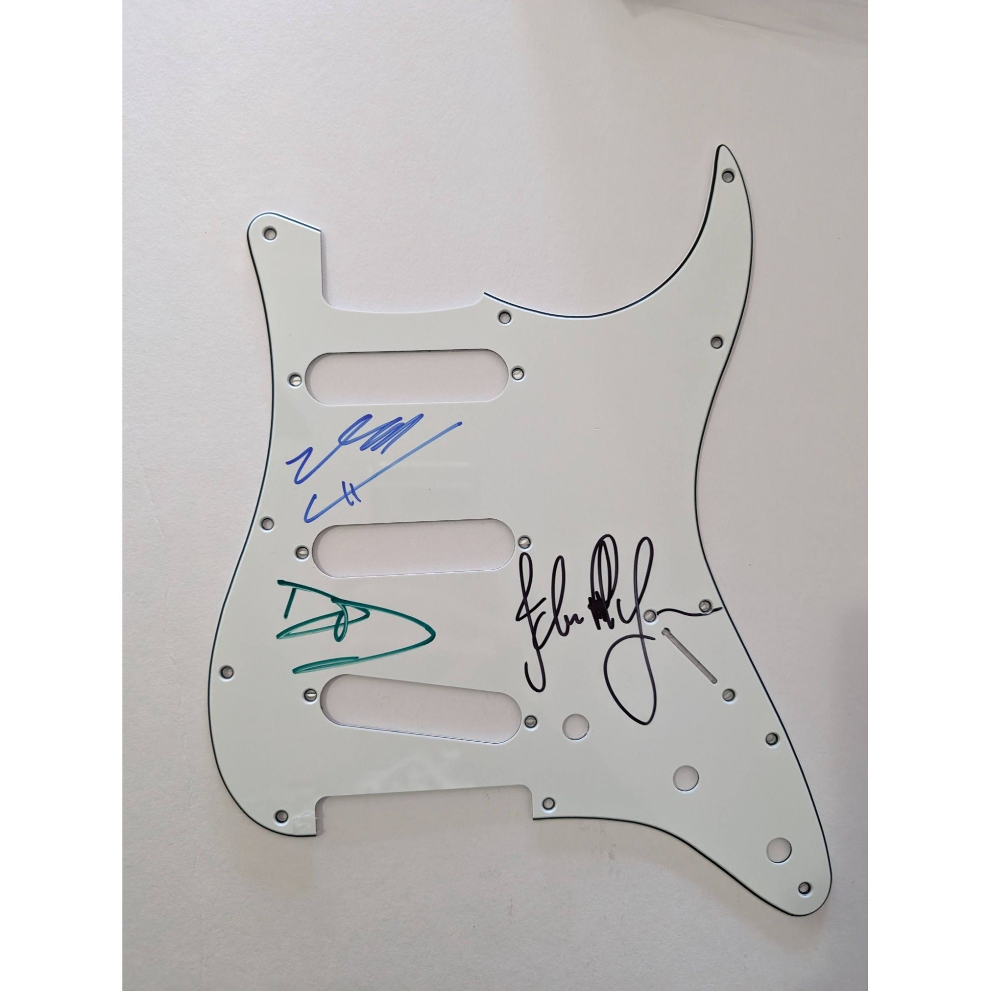 Those Crooked Vultures David Grohl John Paul Jones Josh Homme Fender Stratocaster electric guitar pick guard signed with proof