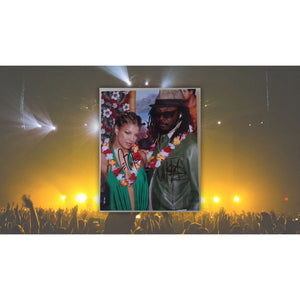 Black Eyed Peas Fergie and Will i Am 8x10 photo signed with proof