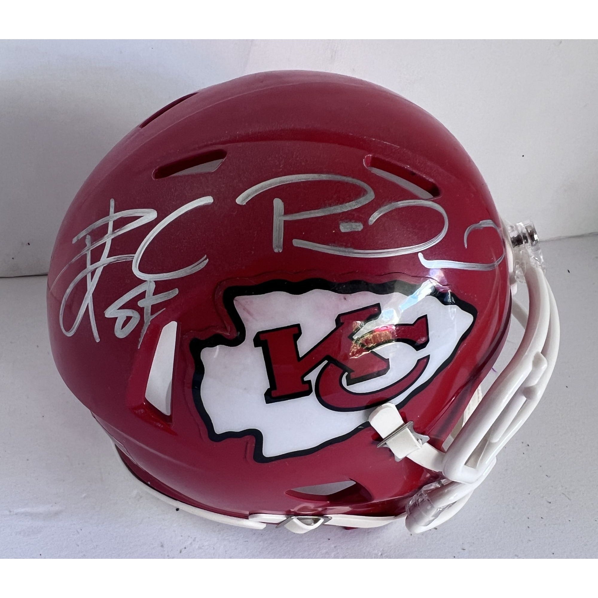 PATRICK MAHOMES AUTOGRAPHED HAND SIGNED AND CUSTOM FRAMED CHIEFS JERSEY -  Signature Collectibles