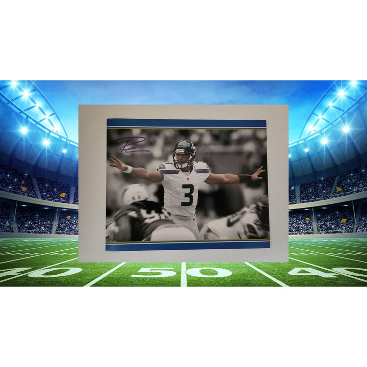 Russell Wilson Seattle Seahawks 8x10 photo signed with proof