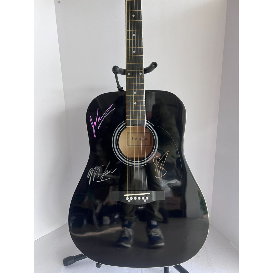 The goo goo dolls one of a kind acoustic guitar signed with proof