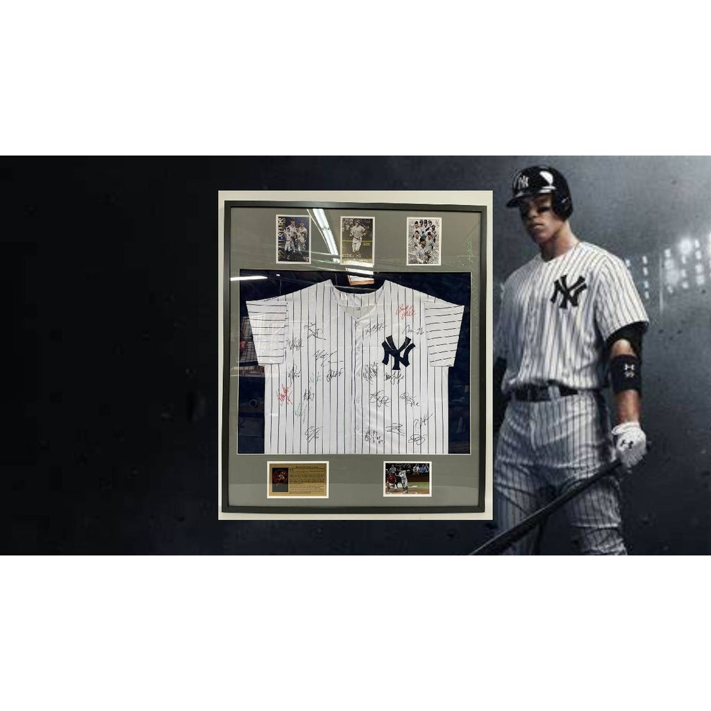 Aaron Judge 2022 New York Yankees size extra large team signed jersey with proof & museum quality frame