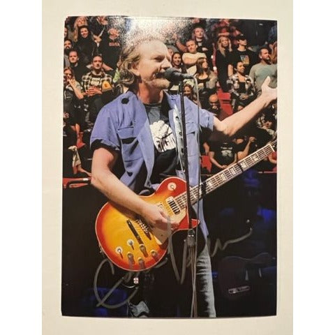 Eddie Vedder lead singer of Pearl Jam 5x7 photo signed with proof