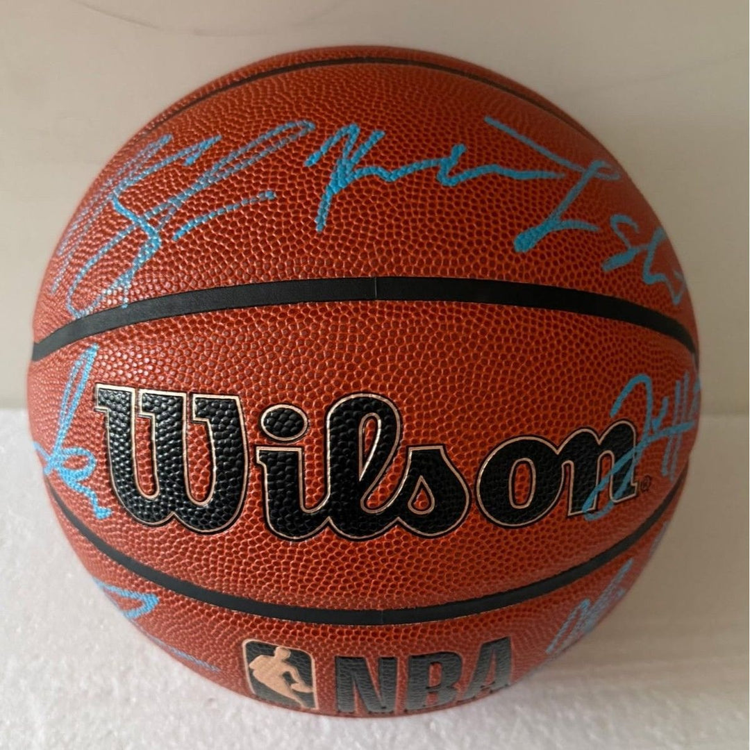 New York Knicks Jalen Brunson 2025-26 wilson basketball team signed with proof.