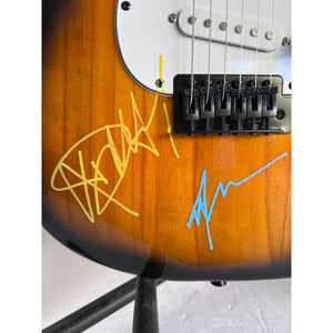 Deborah Harry Blondie band stratocaster electric guitar tobbaco full size signed whit poof