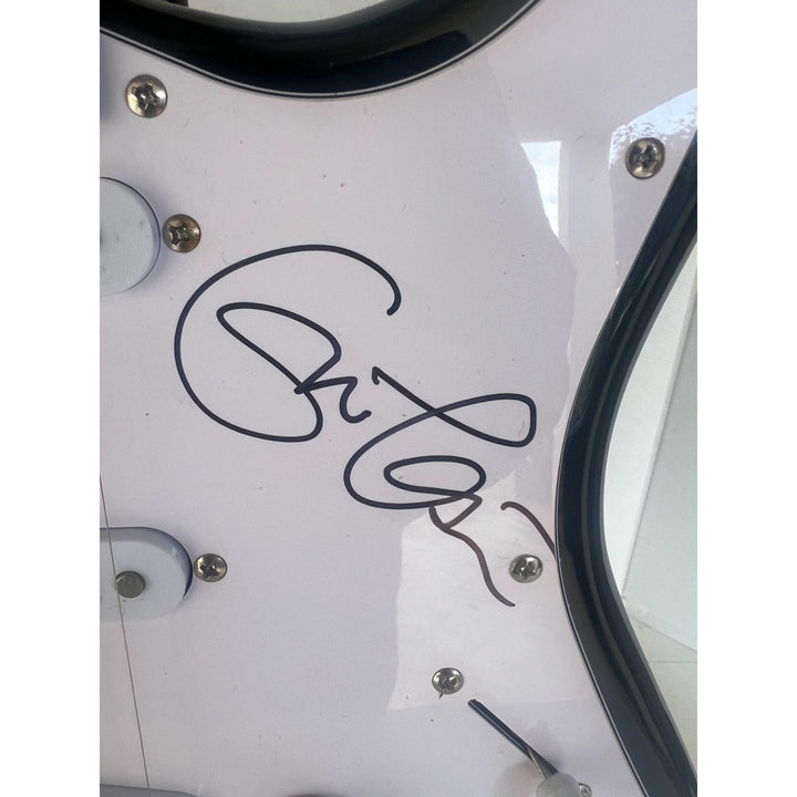 Eric Clapton and Riley "BB" King stratocaster electric guitar signed with proof