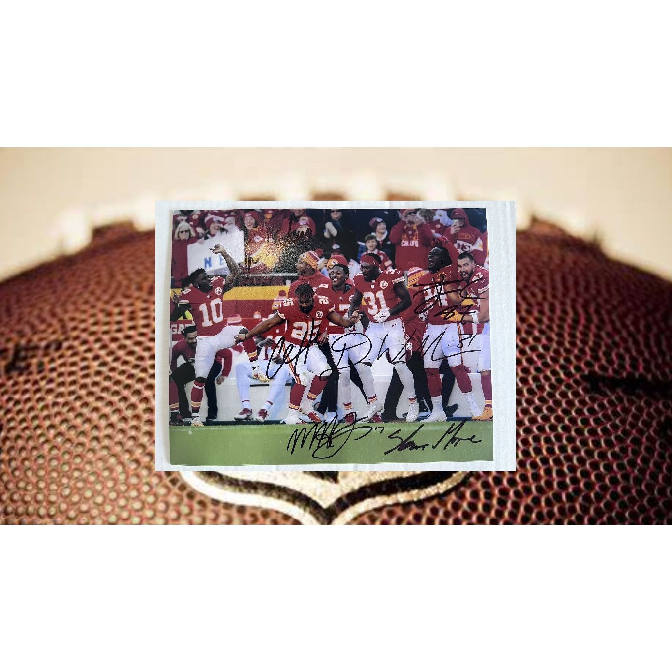 Kansas City Chiefs Travis Kelce Isaiah Pacheco Clyde Edwards- Helaire Darrel Williams Skyy Moore Mercole Hardman 8x10 photo signed