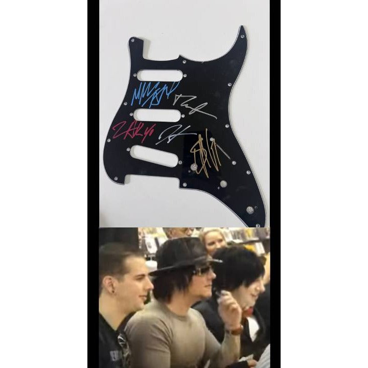 Avenged Sevenfold M. Shadows, Zacky Vengeance, Synyster Gates, Johnny Christ, Brooks Wackerman electric guitar pickguard signed with proof