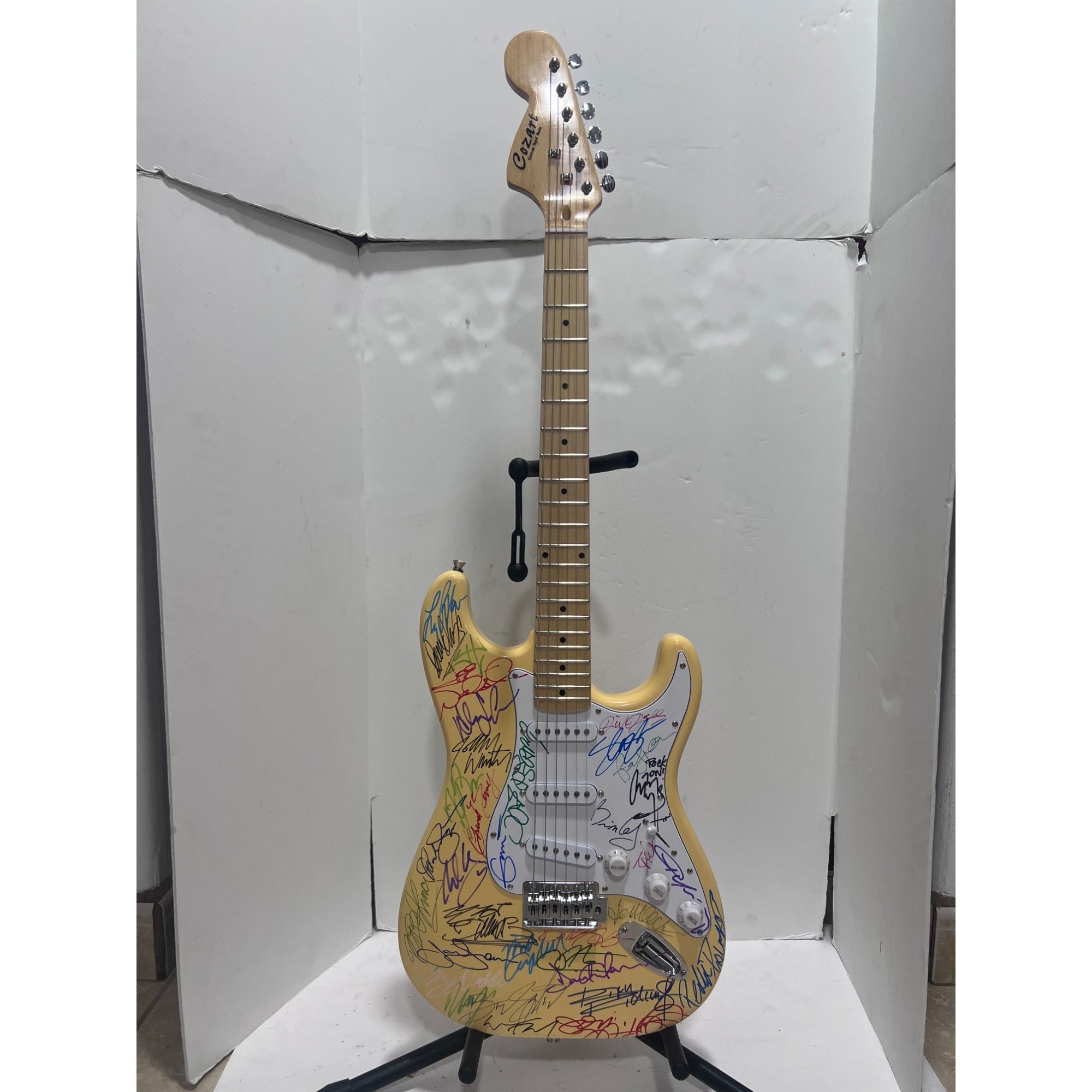Eric Clapton, Eddie Van Halen, Carlos Santana, Jimmy Page 36 all time rock great guitarists Stratocaster style electric guitar w proof