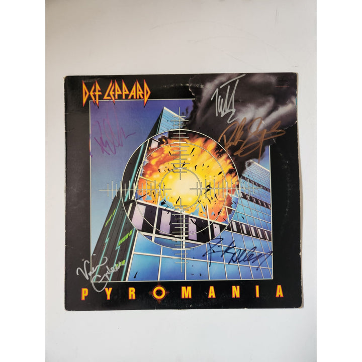 Rick Savage Vivian Campbell Rick Allen pyromania Def Leppard LP signed with proof