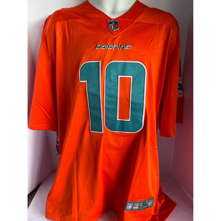 Tyreek Hill Miami Dolphins Nike size extra large game model jersey signed with proof